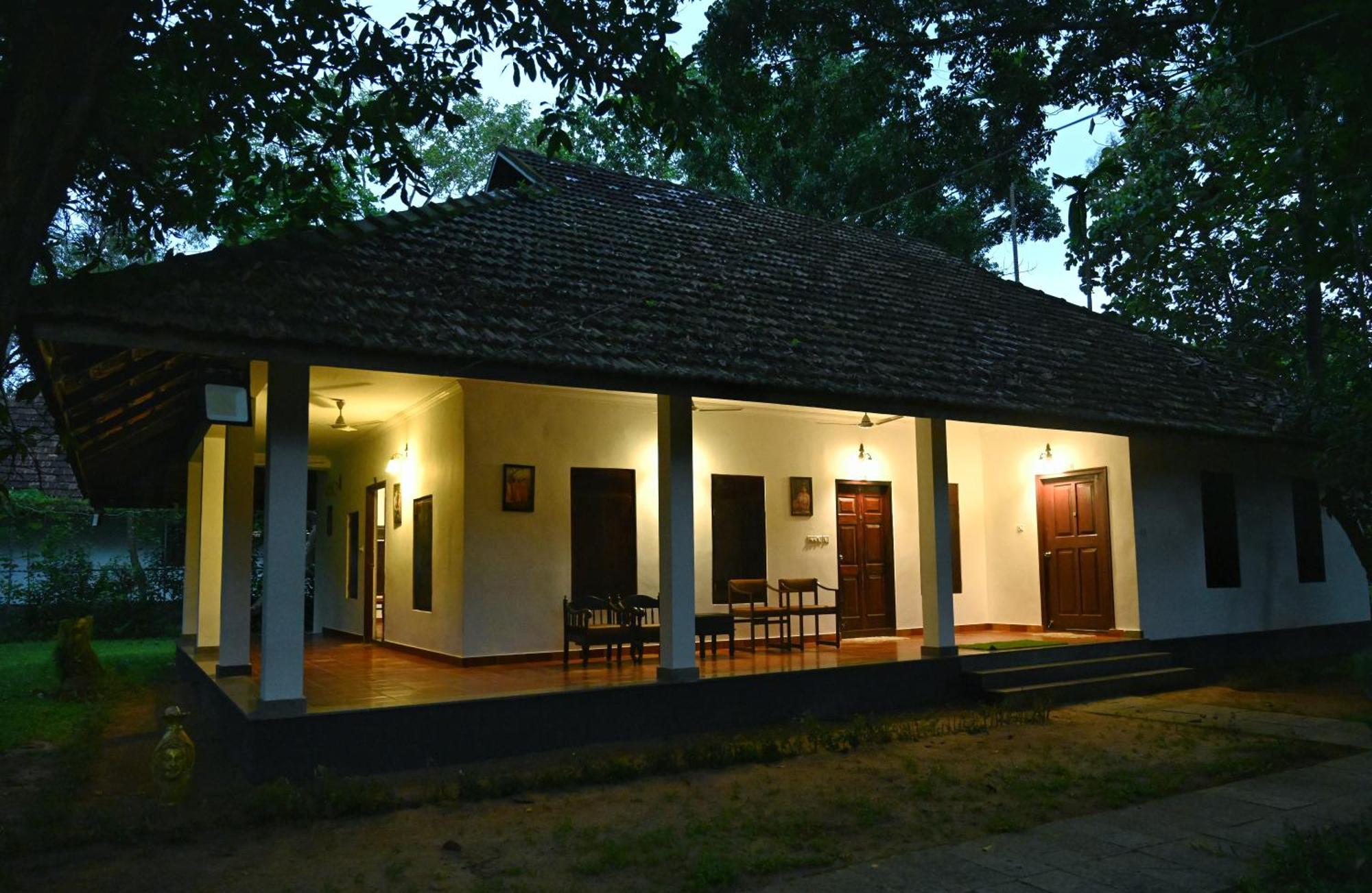 Marari Beach Palace Mararikulam Esterno foto