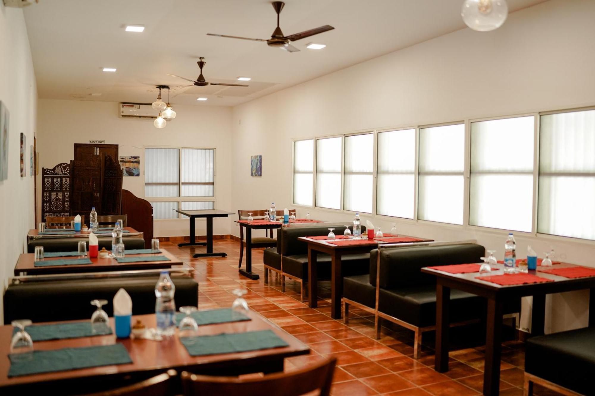 Marari Beach Palace Mararikulam Esterno foto